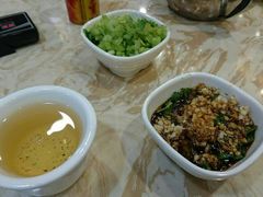 -粤潮牛肉火锅店(江南大道店)