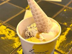 焦糖海盐饼干冰淇淋-LUNEURS月乐诗·烘焙甜品(前滩太古里店)