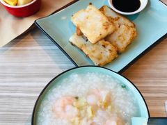 -必胜客(世纪港湾店)