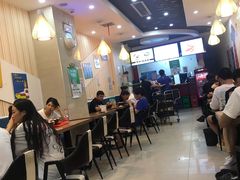 大堂-螺小胖柳州螺蛳粉(钟楼总店)