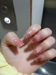 -妤见·化妆造型·美甲美睫