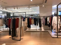 -COS(月星环球港店)