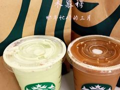 樱绽燕麦玛奇朵-星巴克臻选(国贸商城首店)