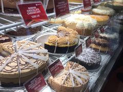 -The Cheesecake Factory(katella avenue)