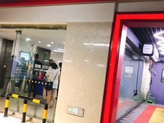 -绿地缤纷城-停车场