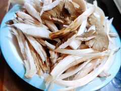 -阿鹏故事云南野生菌火锅(人民路店)