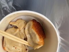 -黄阿姨锅贴大王(万航渡路店)