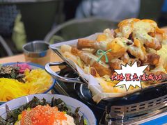 -夏星酒馆(剑桥公社店)