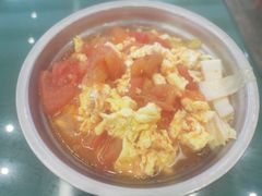 番茄鸡蛋面-中南民族大学学生一食堂