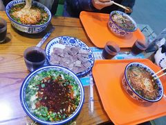 -伊穆祥牛肉面总店·清真