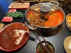 -晓宇重庆火锅(西安荟聚店)