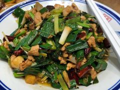 宣威小炒肉-蔼若春.传承三十年云南菜(金碧公园店)