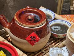 -涌煲记·蟹煲·砂锅海鲜·煲出宁波味(天一旗舰店)