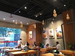 大堂-香满园春饼·家常菜(东大桥店)