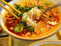 -叁窝雀·云南小锅米线(万象汇店)