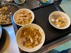 -松树干拌面店