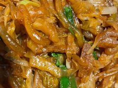 五花肉炒酸菜粉-95号酱骨·一块豆腐(展春园西路店)