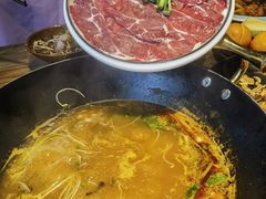 -贵府酸汤牛肉火锅·贵州老字号(飞山街店)