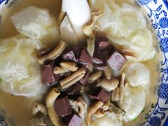 -小董骨汤馄饨店(通扬路店)