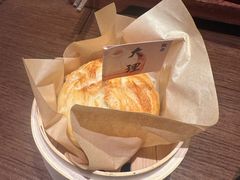 滇味糖腿包-银米·云南传统过桥米线(双廊黑金冠店)