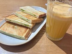 咖椰吐司-HELLO 27 意面·沙拉·帕尼尼