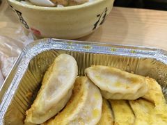 -周震馄饨