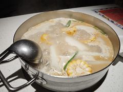 -肥仔文澳门猪骨煲(南京西路店)