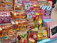 -名创优品(海珠乐峰广场店)