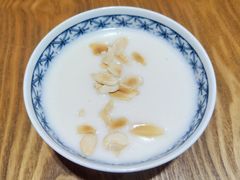 生磨杏仁糊-糖糖屋•糖水•雪花冰店(时尚天河店)