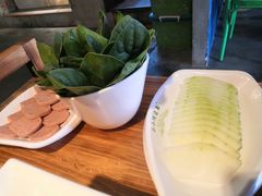 -小小河边鱼(天润城店)