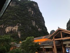 -广悦华阳朔河畔度假酒店(十里画廊遇龙河店)