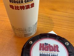 -The Habit Burger Grill 哈比特汉堡(复兴soho店)
