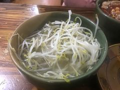 冒豆芽-梁记肥肠粉(宽窄巷子店)