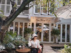 -Fern Forest Cafe