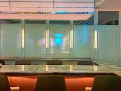 -Whisper Bar 
