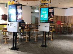 -麦当劳(顾村公园店)