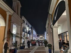 -佛罗伦萨小镇广佛名品奥特莱斯(疏港路店)