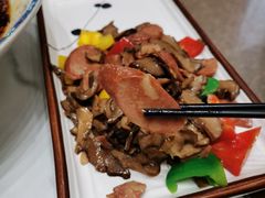 -天龙宝严素食馆(大兴善寺店)