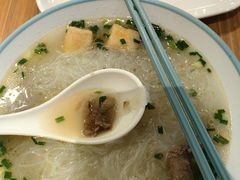 -小杨生煎(金山百联购物中心3楼店)