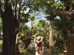 -Chom Cafe and Restaurant