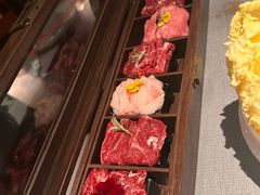 -左庭右院鲜牛肉火锅黑金店(陆家嘴中心店)