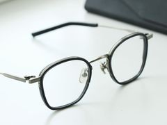-目艮眼镜SHOWROOM(品牌集合店)