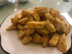 拔丝地瓜-东北哈尔滨酱骨头馆房掌柜铁锅炖