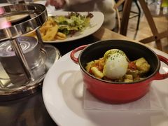 温泉蛋烩蔬菜-LA  PETANQUE(泰安路店)