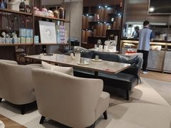 -必胜客(滨江店)