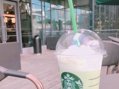 -星巴克(南宁民歌湖店)