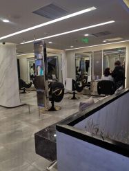 -简法造型·品牌形象店