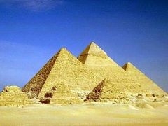 -吉萨金字塔群