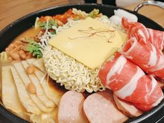 -WOW LUCKY创意韩料(龙阳广场店)