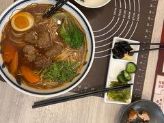 -康师傅私房牛肉面(马泉营奥莱店)